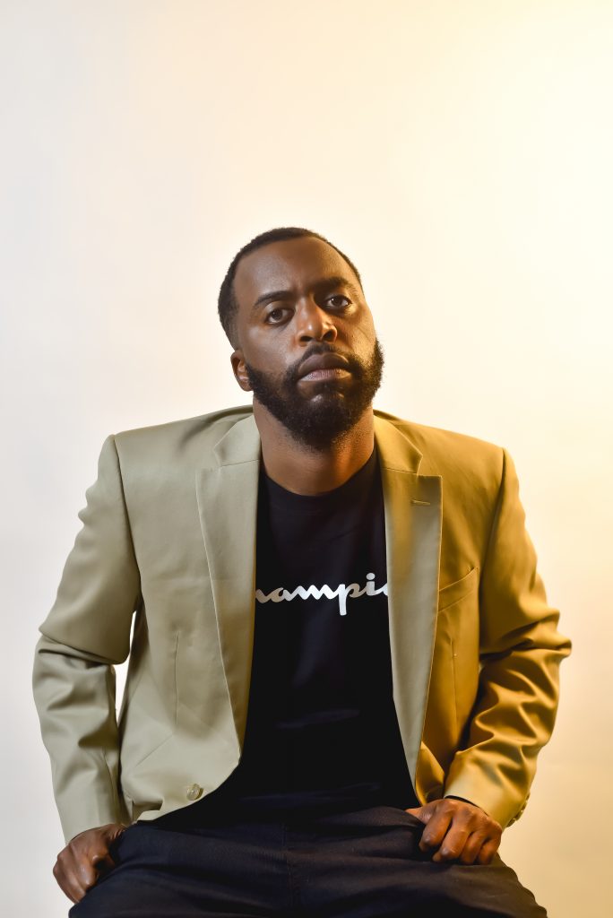 Thematically, his lyrics touch on themes of love, sex, heartbreak and dichotomy of abundance as ‘AlbySound’ drops ‘Bet on Me’